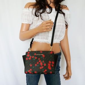 Michael Kors Selma MD Crossbody Bag MK Black Rose